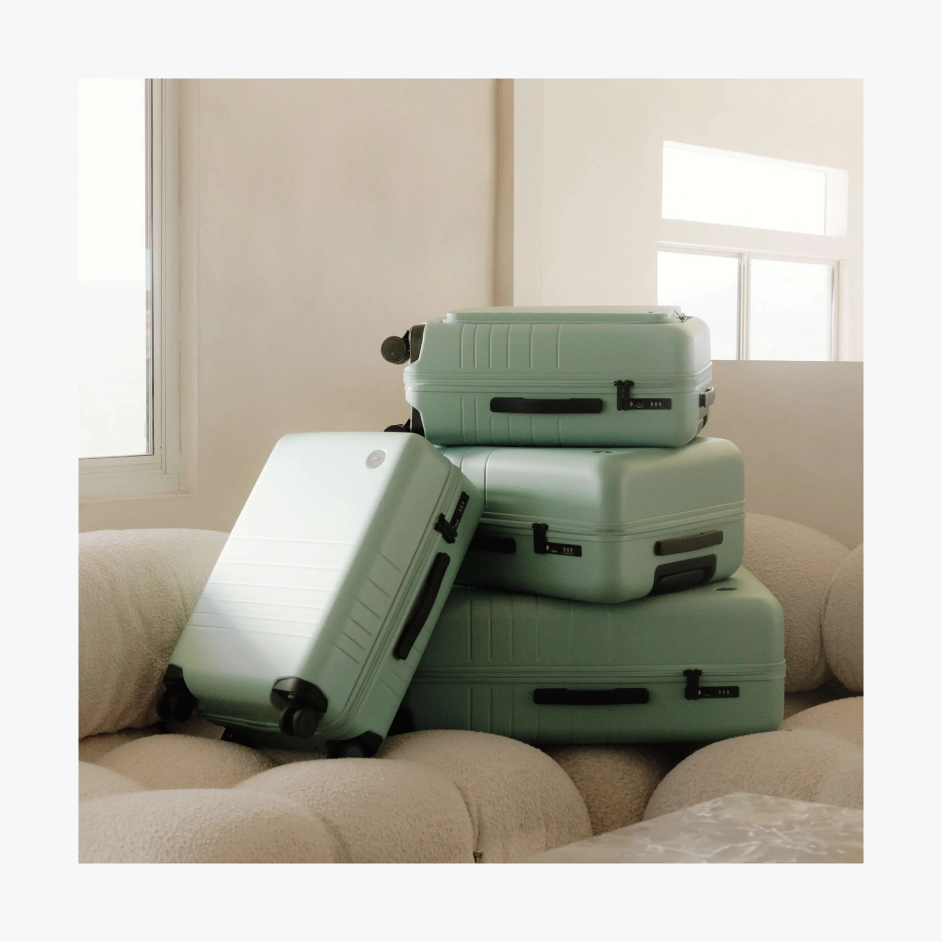 Carry-On Plus - Image 118