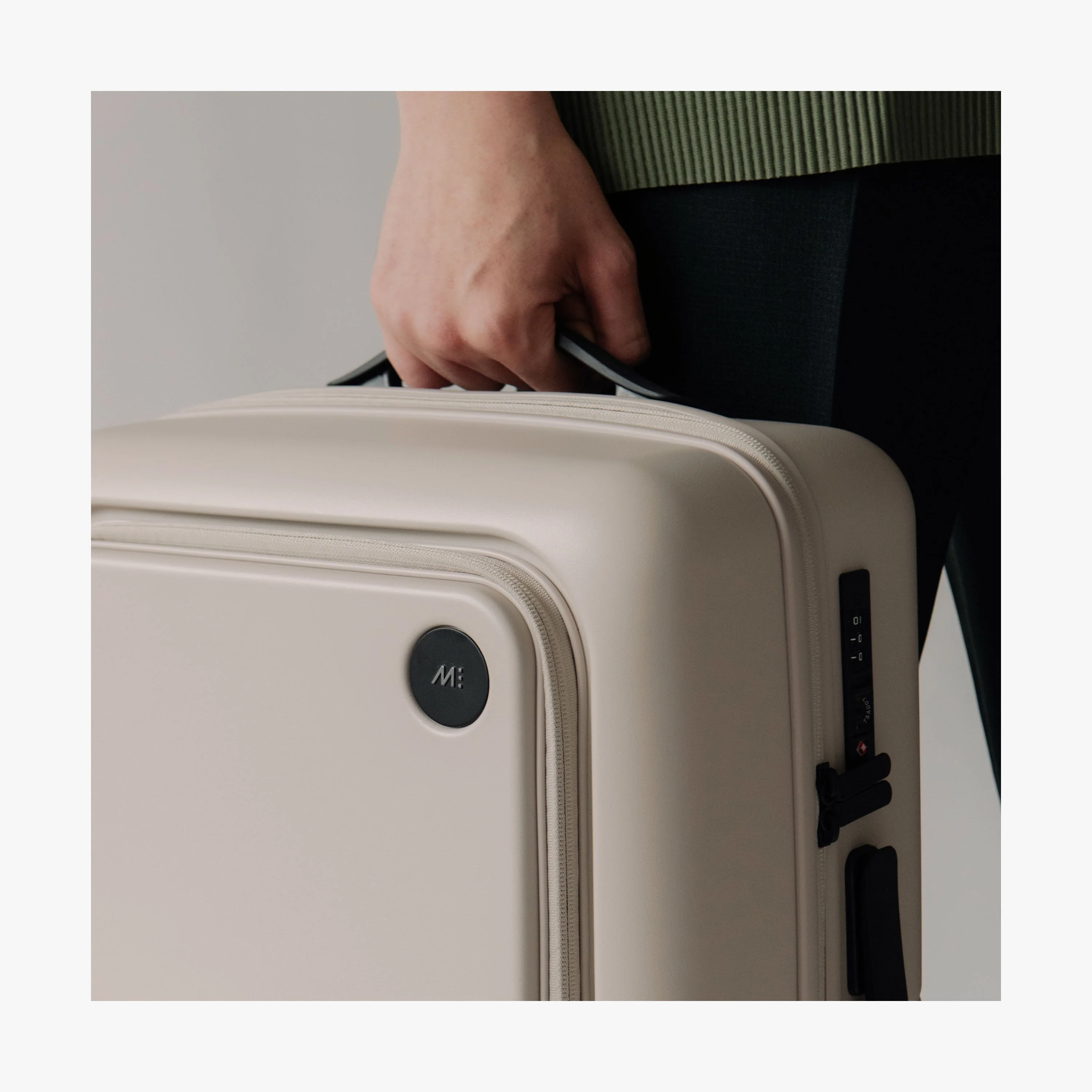 Check-In Medium - Image 95
