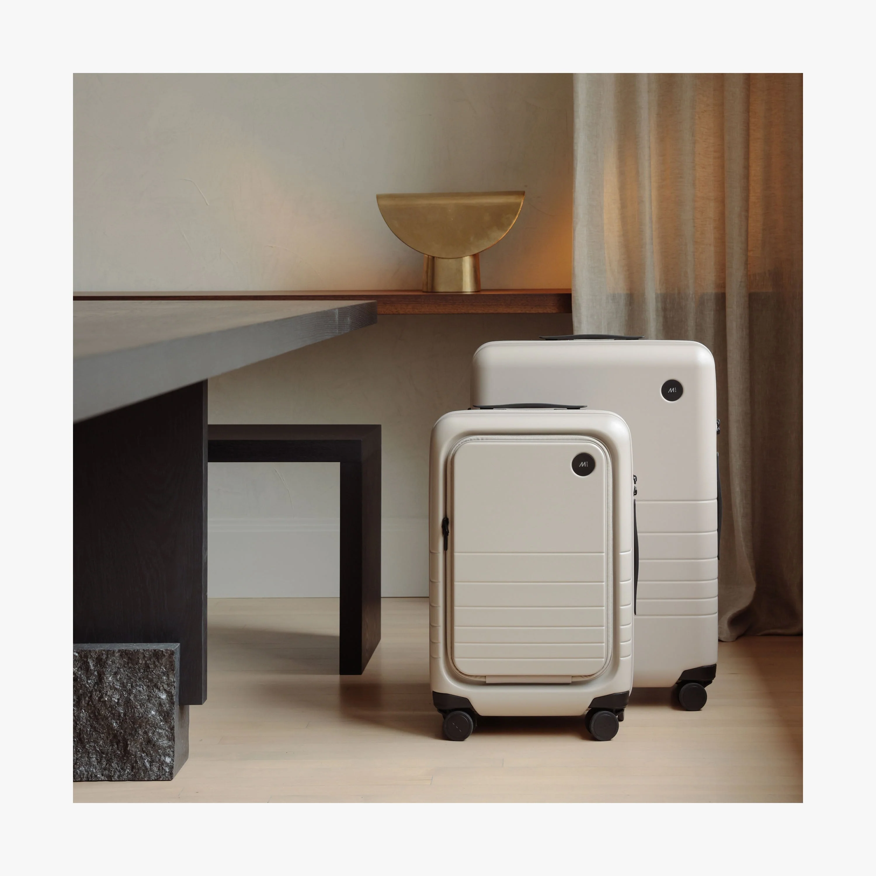 Check-In Medium - Image 97